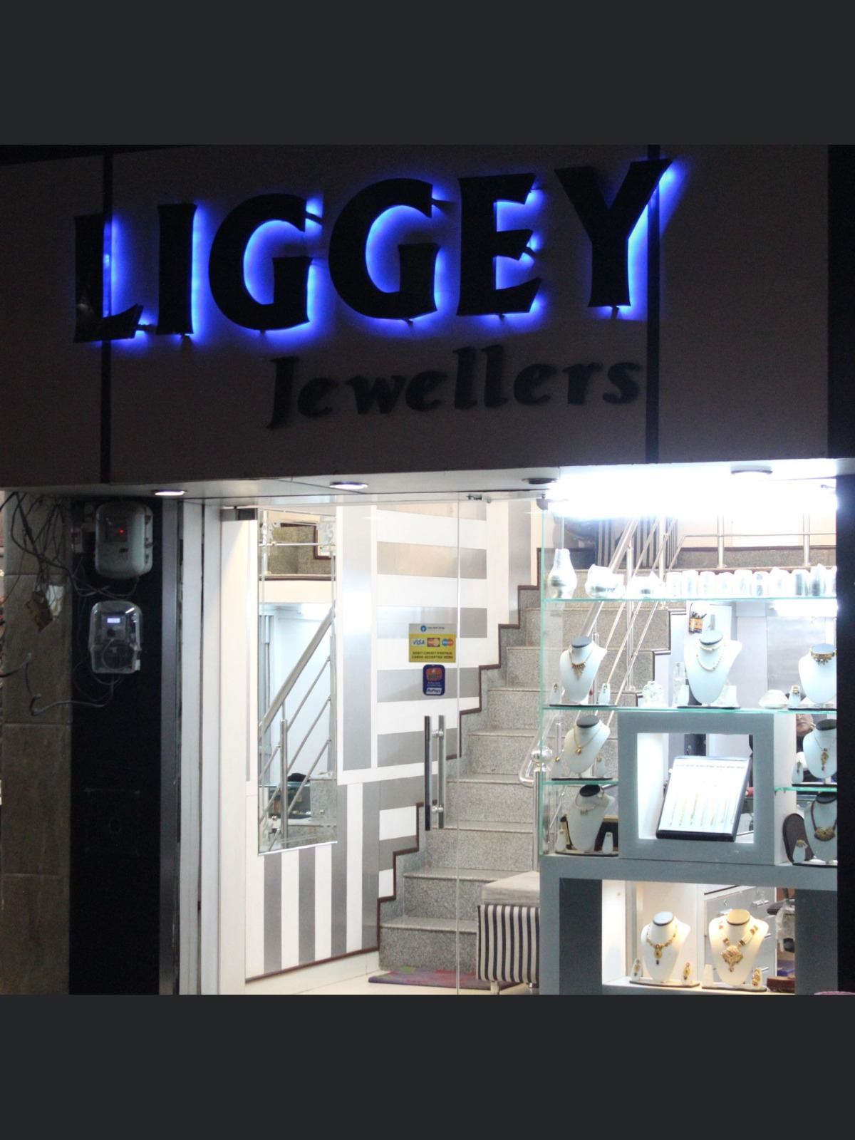 Anand Jewellers Showroom